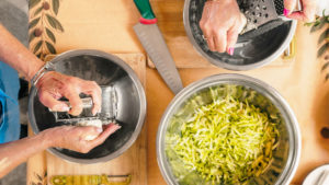 Preparation to cook pumpkin meatballs