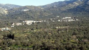 The wild but natural beauty of Naxos' mountains