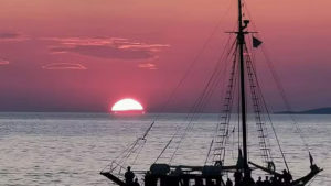 Gallery photo 2 for Sunset Boat Trip in Mykonos